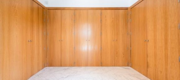 5 bedrooms Villa in Cadiz, Spain No. 217801 10