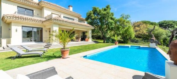 5 bedrooms Villa in Cadiz, Spain No. 217801 2