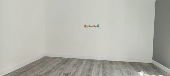 2 chambres Appartement à Vineuil, France No. 237903 5