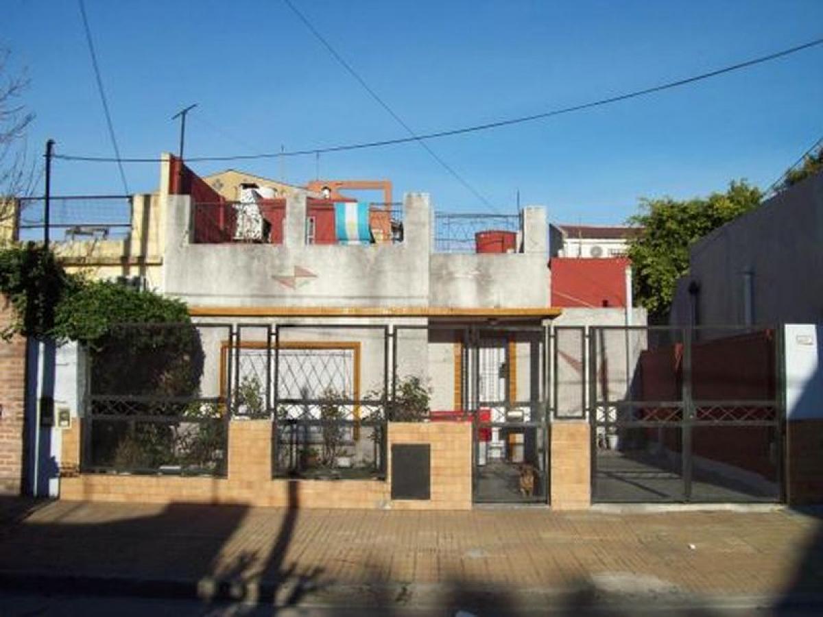 2 bedrooms House in General San Martin, Argentina No. 10204