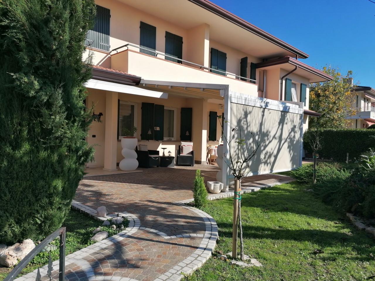 3غرفة فيلا في Sant'Angelo di Piove di Sacco, Italy رقم 2453