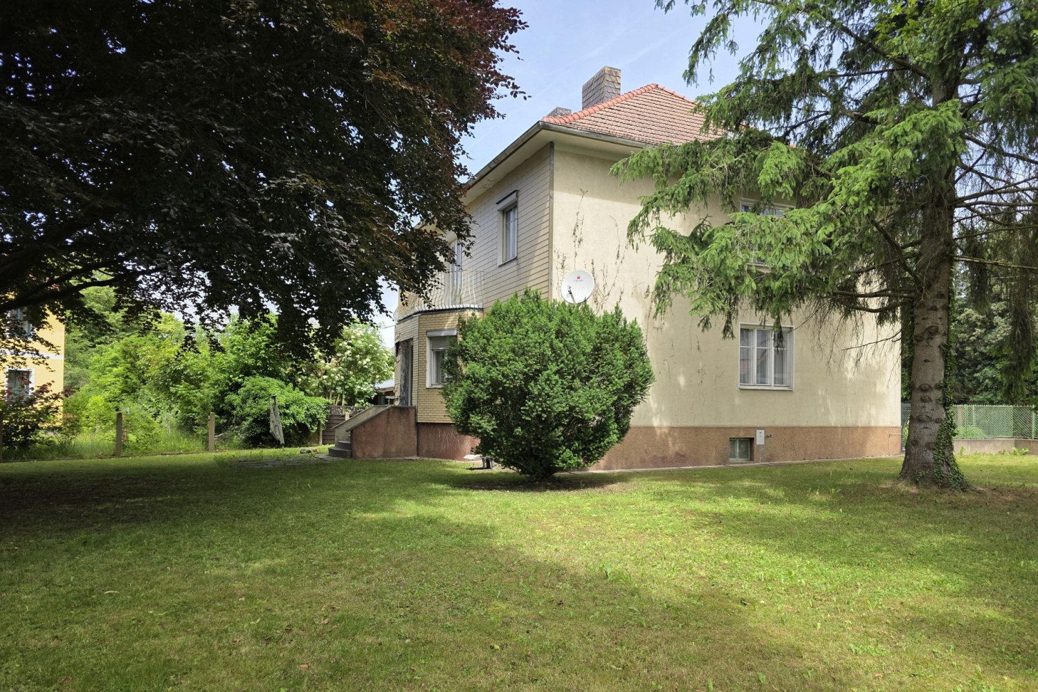 10 rooms House in Loosdorf, Austria No. 131511