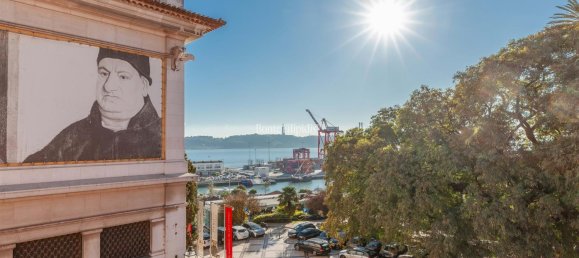 Дуплекс с 4 спальнями в Лиссабон, Португалия № 124319 24