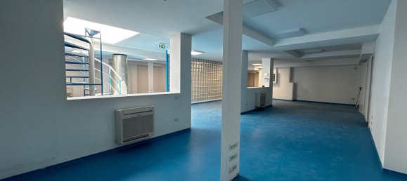 Edifício em Salerno, Italy 915 m² N.º 89643 4