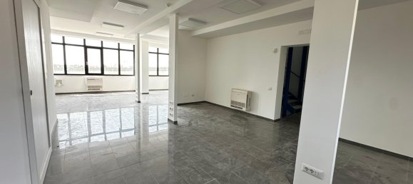 Edifício em Salerno, Italy 915 m² N.º 89643 10