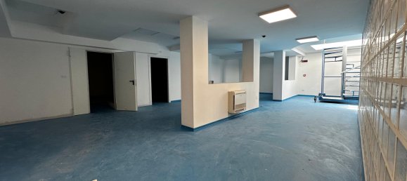 Edifício em Salerno, Italy 915 m² N.º 89643 7