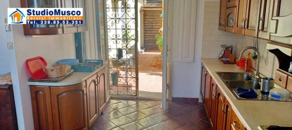 3 bedrooms Villa in Pozzuoli, Italy No. 268490 8