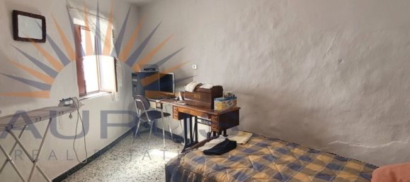 5 Schlafzimmer Stadthaus in Salares, Spain, Nr. 183893 13