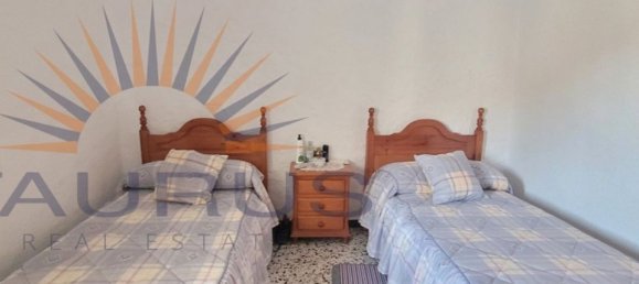5 Schlafzimmer Stadthaus in Salares, Spain, Nr. 183893 8