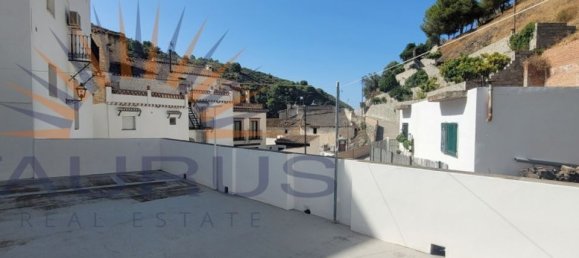5 Schlafzimmer Stadthaus in Salares, Spain, Nr. 183893 24
