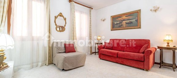 2 bedrooms Apartment in Venice, Italy No. 358569 14