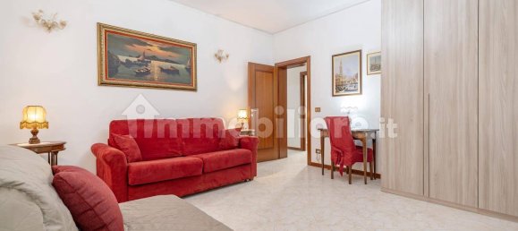 2 bedrooms Apartment in Venice, Italy No. 358569 12