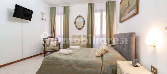 2 bedrooms Apartment in Venice, Italy No. 358569 5