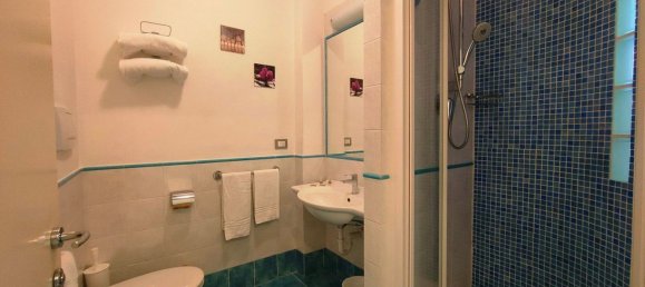 Apartamento de 2 habitaciónes en Sanremo, Italy No. 237563 12