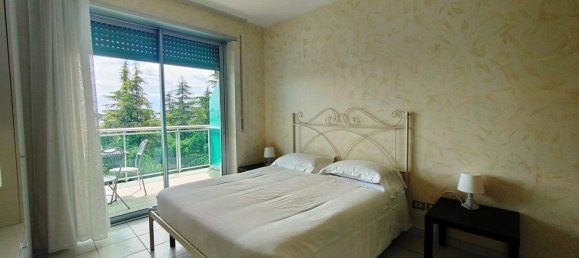 Apartamento de 2 habitaciónes en Sanremo, Italy No. 237563 4