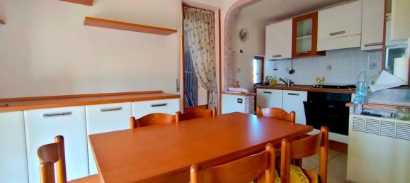 4 rooms Apartment in Orvieto, Italy No. 47372 4