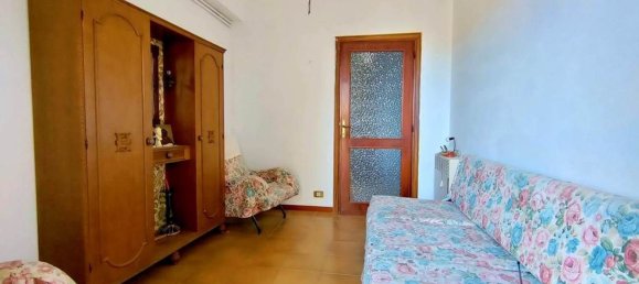 4 rooms Apartment in Orvieto, Italy No. 47372 8