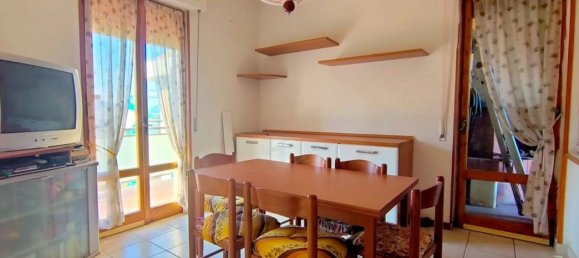 4 rooms Apartment in Orvieto, Italy No. 47372 5