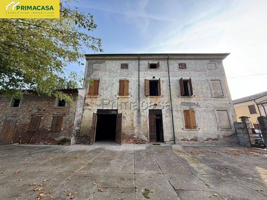 5 غرف نوم منزل في Bonavigo, Italy رقم 363942