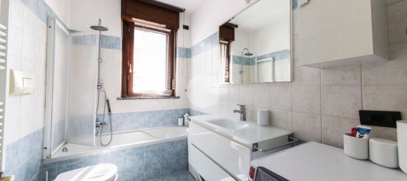 3 rooms Apartment in Rozzano, Italy No. 4968 39