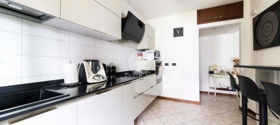 3 rooms Apartment in Rozzano, Italy No. 4968 27
