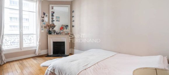 2 bedrooms Apartment in Paris, France No. 115326 4