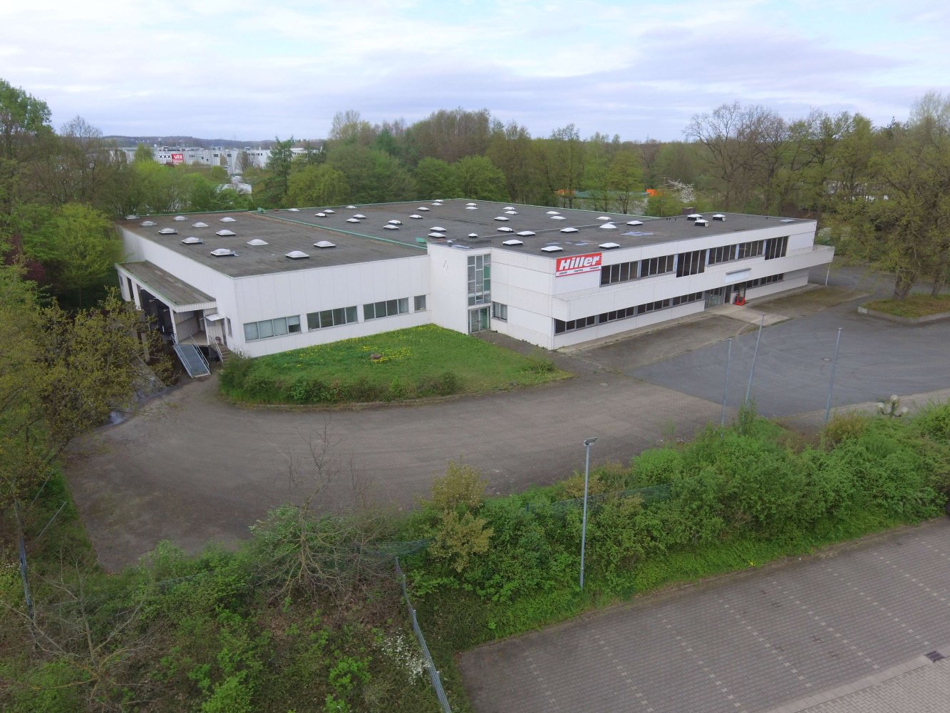 4320m² Warehouse in Uelzen, Germany No. 31444