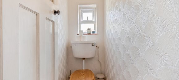 3 bedrooms House in Ashbourne, United Kingdom No. 1849 19