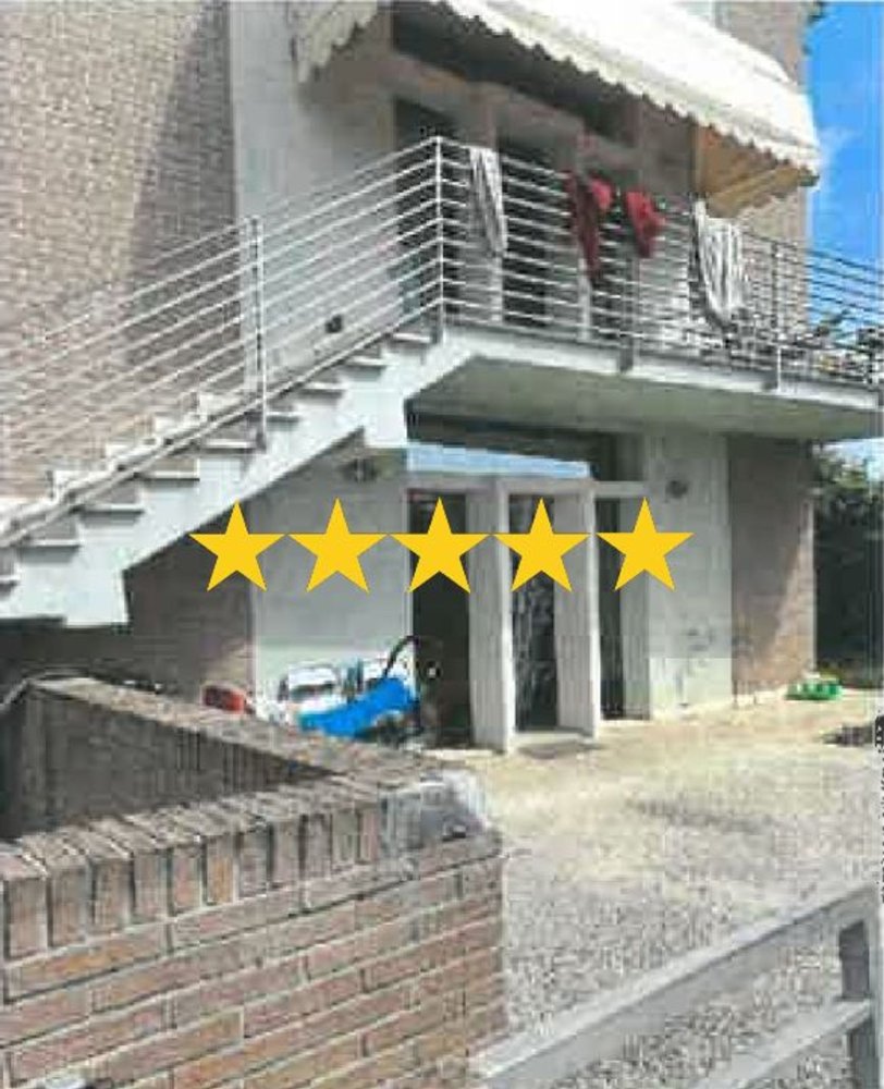 4 rooms Apartment in San Lorenzo in Campo, Italy No. 100762