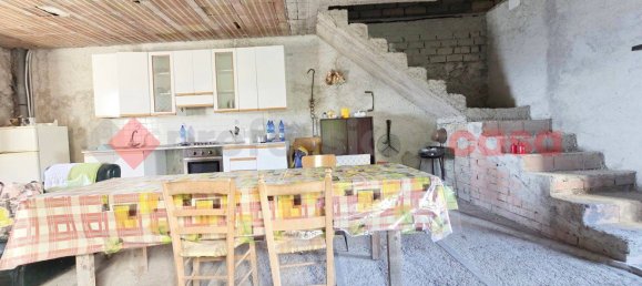 Дом с 2 спальнями в Читтадукале, Италия № 341549 3