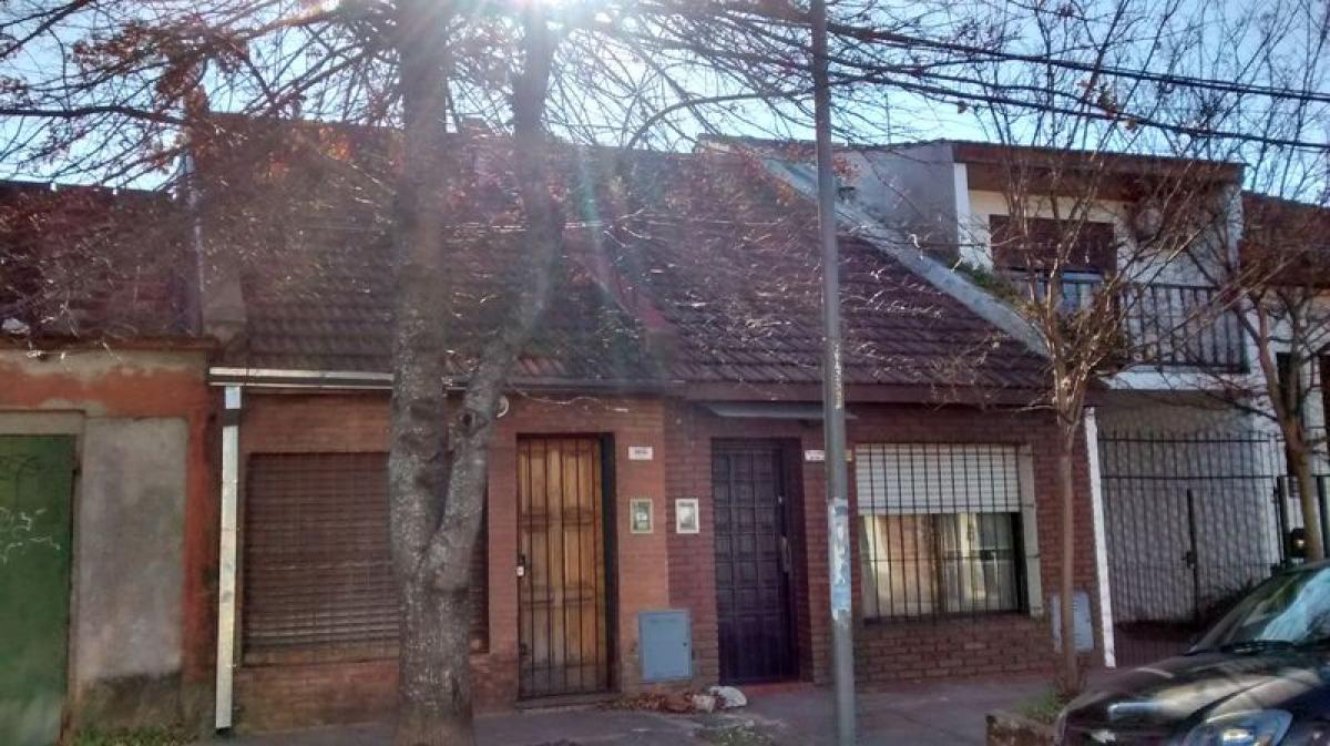 2 bedrooms House in San Miguel, Argentina No. 4316