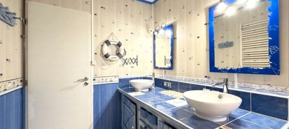 4 Schlafzimmer Schlösser in Montlandon, France, Nr. 217488 11