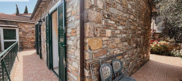 4غرفة منزل في San Bartolomeo al Mare, Italy رقم 36875 12