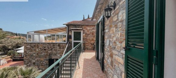 4غرفة منزل في San Bartolomeo al Mare, Italy رقم 36875 10