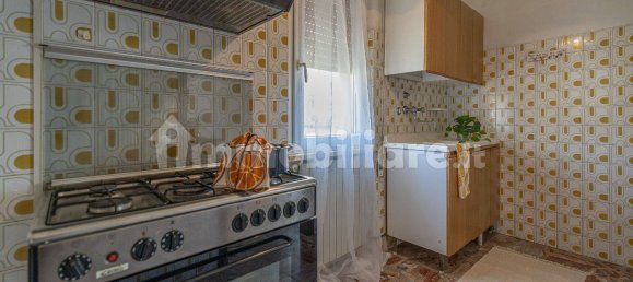 Villa de 6 dormitorios en Montecalvo in Foglia, Italy No. 321316 20