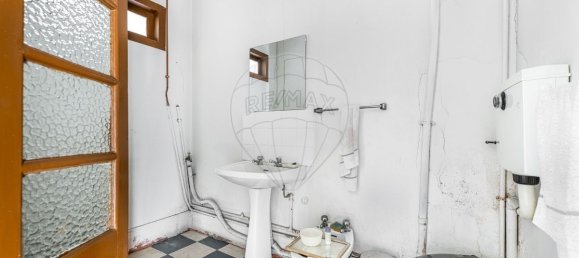 9 bedrooms Building in Guimaraes, Portugal No. 36724 11