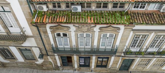 9 bedrooms Building in Guimaraes, Portugal No. 36724 3