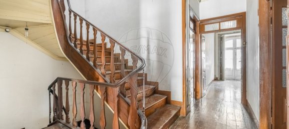 9 bedrooms Building in Guimaraes, Portugal No. 36724 26