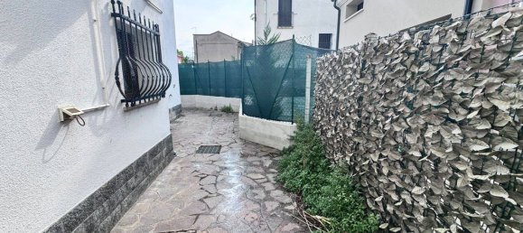 6 غرف نوم منزل في Lendinara, Italy رقم 343847 10