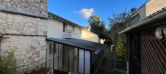 2 chambres Maison à L'Île-Bouchard, France No. 75536 9