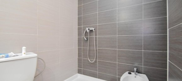 3 bedrooms Apartment in Granada, Spain No. 170332 17