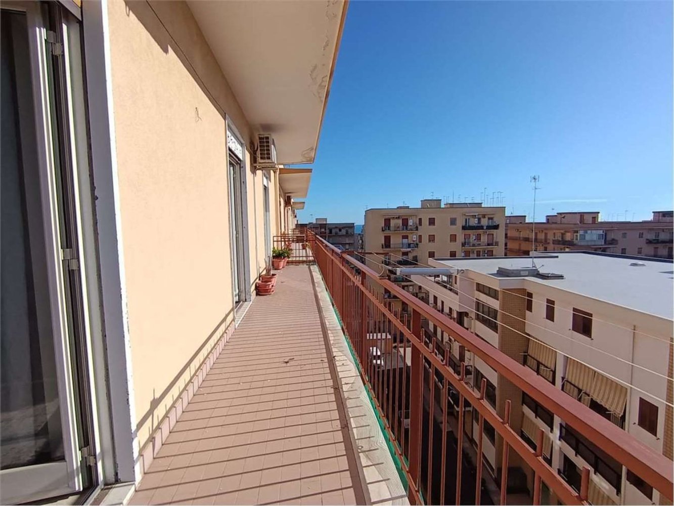 Квартира с 6 комнатами в Сиракузы, Италия № 242699