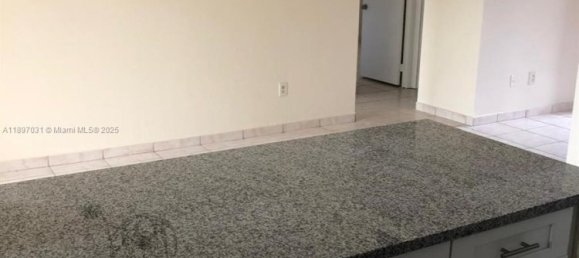 Propriedade comercial T2 em Miami, EUA N.º 614232 2