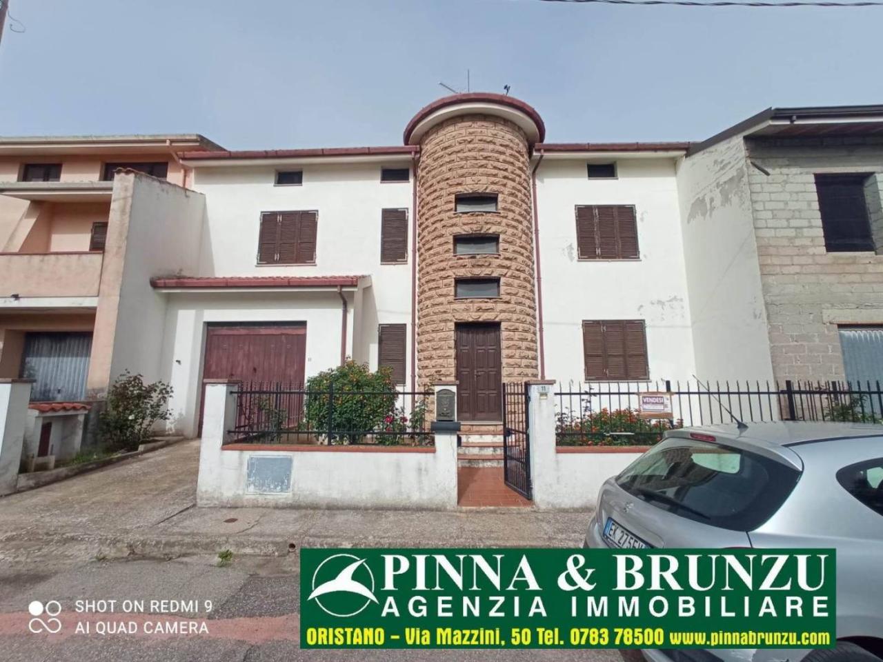 5 rooms House in Ghilarza, Italy No. 33578