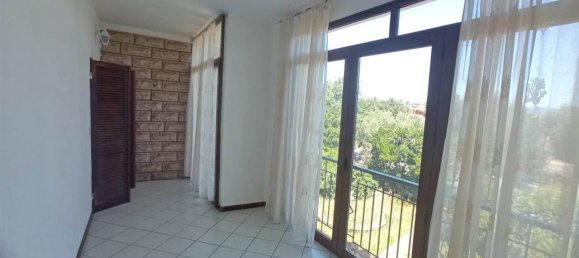 5 rooms House in Ghilarza, Italy No. 33578 3