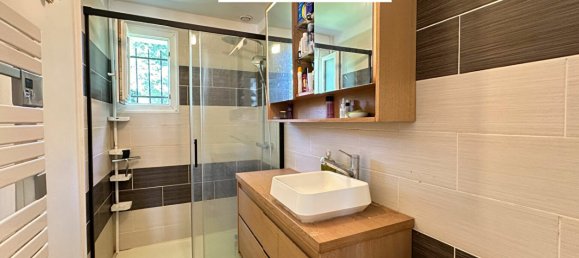 2 bedrooms House in Neuvy-en-Sullias, France No. 65531 5