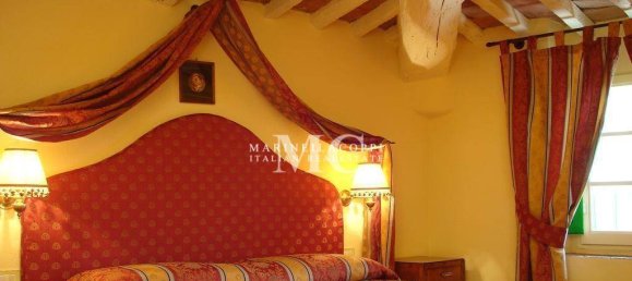 6 bedrooms Building in Barberino Tavarnelle, Italy No. 188812 9