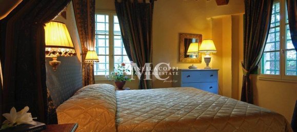 6 bedrooms Building in Barberino Tavarnelle, Italy No. 188812 12