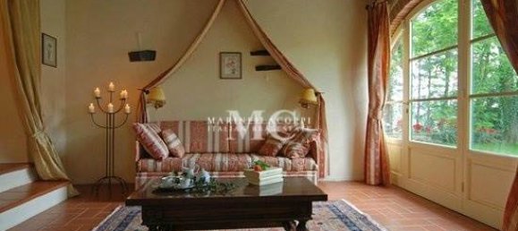 6 bedrooms Building in Barberino Tavarnelle, Italy No. 188812 14