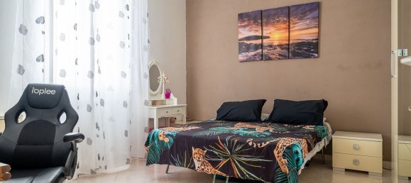 Apartamento de 4 dormitorios en Voghera, Italy No. 375764 20